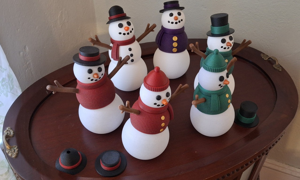 Posable "Fidget" Snowmen And Women